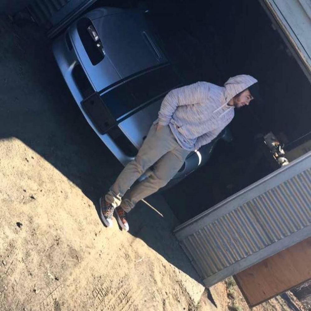 Meet your Posher, Damon